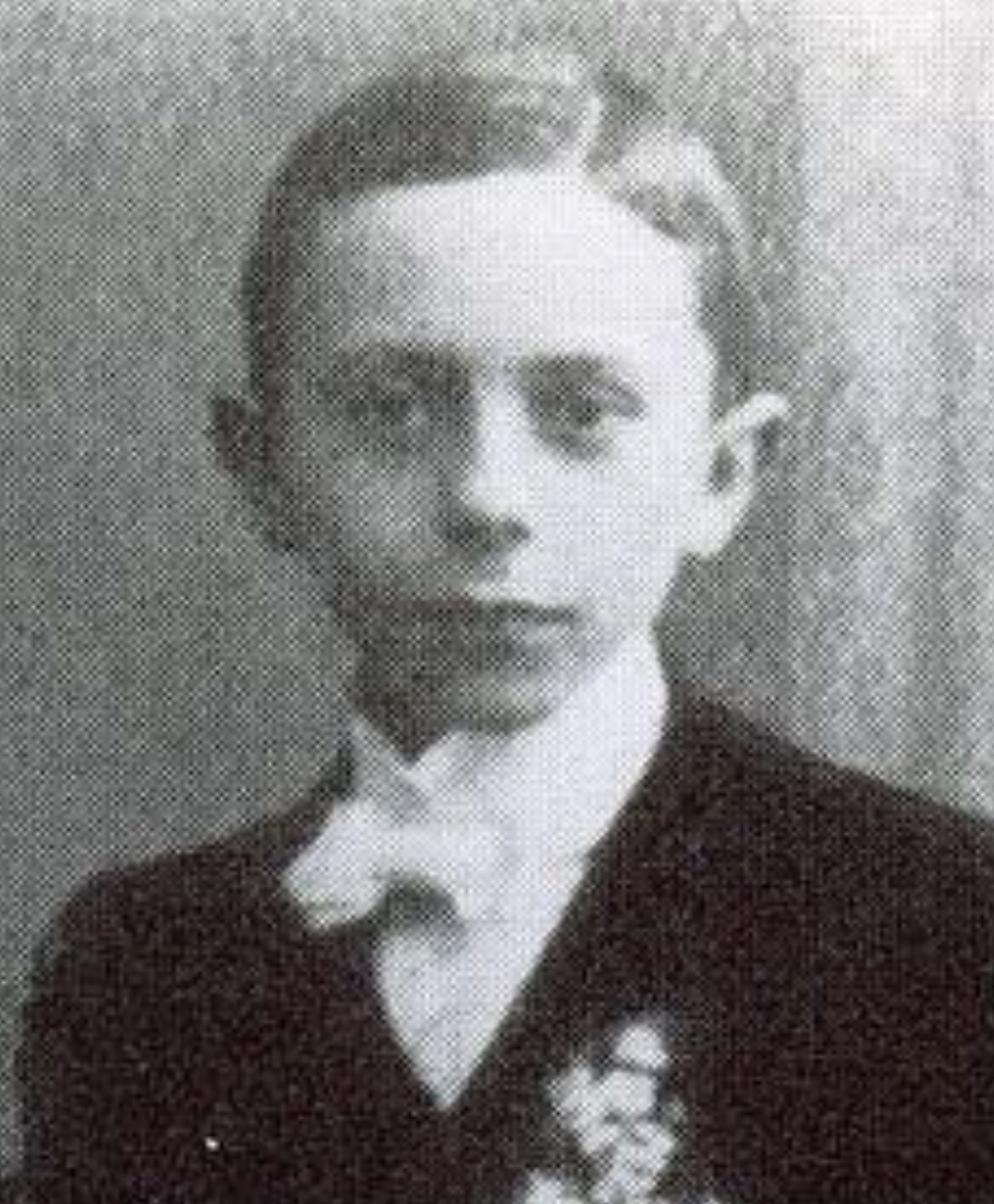Ten-year-old Josef Goebbels 